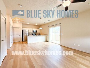 2312 E Spice Lp in Nampa, ID - Building Photo - Building Photo