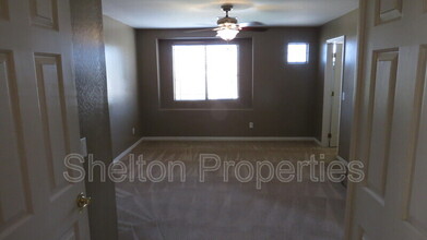 16849 N 172nd Ave in Surprise, AZ - Building Photo - Building Photo