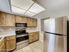 205 Palmetto Ave in Merritt Island, FL - Building Photo - Building Photo