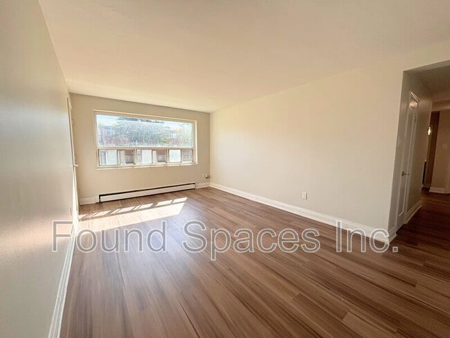 280 Lorne Ave in Kitchener, ON - Building Photo - Building Photo