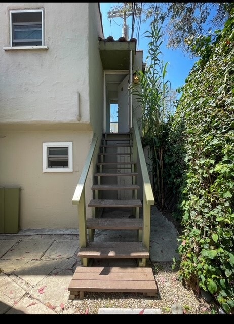 843 Huntley Dr Unit #3/4 in West Hollywood, CA - Building Photo - Building Photo