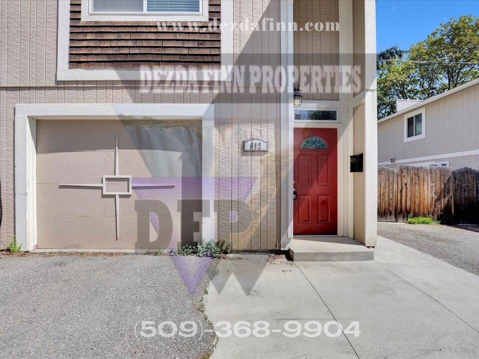 610-612 E 42nd Ave in Spokane, WA - Building Photo