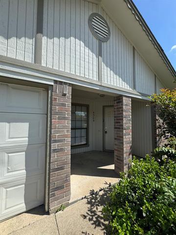 property at 4504 Mizzenmast Ct