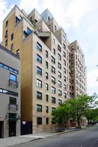 180 W Houston St in New York, NY - Foto de edificio - Building Photo