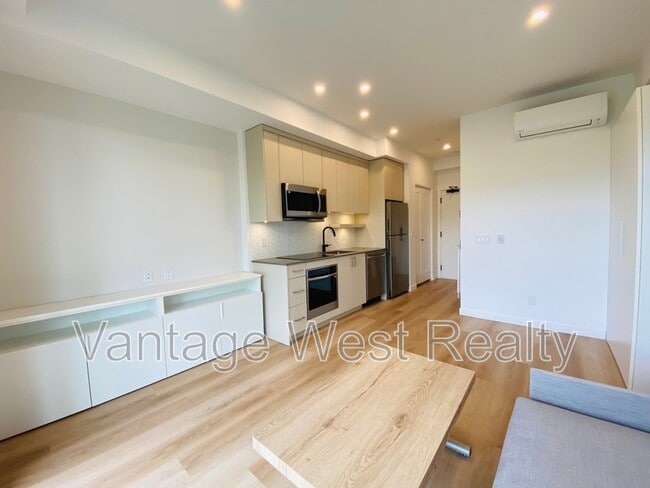 property at 1274-1274 Devonshire Ave