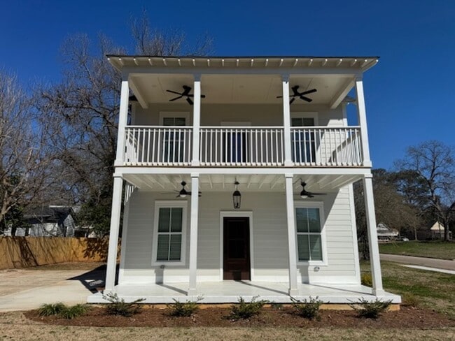 property at 621 Arthur St