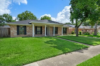 11506 Hornbrook Dr in Houston, TX - Foto de edificio - Building Photo