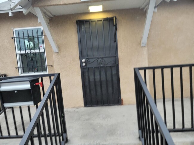 property at 1929 Vesta St