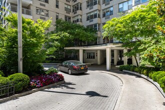 2-8 Fifth Ave in New York, NY - Building Photo - Building Photo