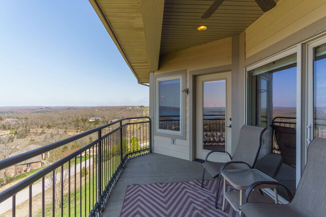 79 Royal Vista Dr in Branson, MO - Building Photo - Building Photo