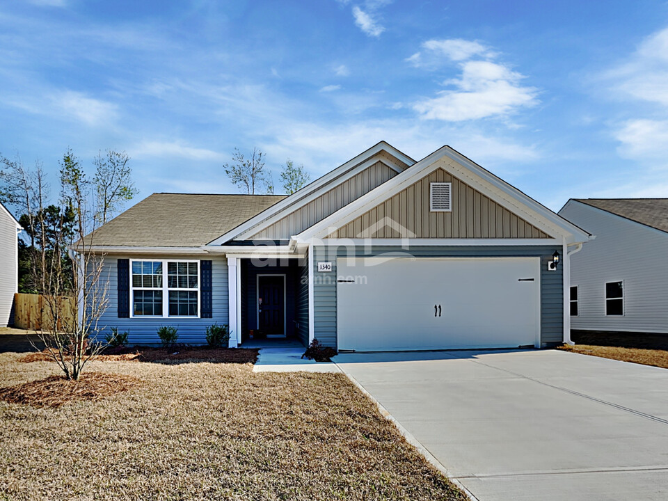 1340 John Swann St in Navassa, NC - Building Photo