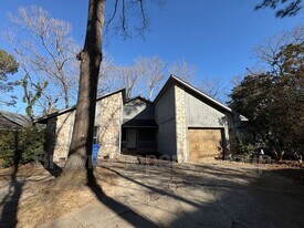 5824 Horton Pl in Fayetteville, NC - Building Photo