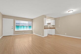 1314 Wilshire Blvd in Santa Monica in Santa Monica, CA - Building Photo - Interior Photo