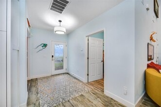 4024 W Zelar St in Tampa, FL - Building Photo - Building Photo