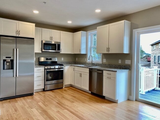 property at 7 Gorham St