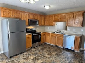 416 Filmore Road in Oak Grove, KY - Building Photo - Building Photo