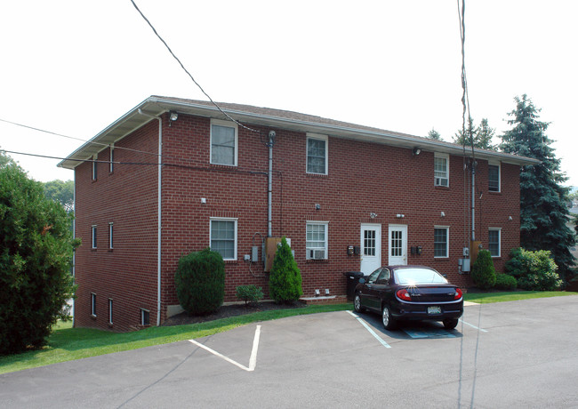 Mack Apartments in Allentown, PA - Foto de edificio - Building Photo