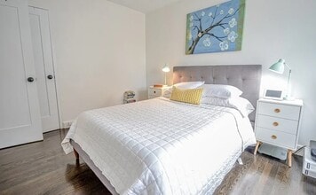 8701 Jamaica Ave, Unit 2 in Woodhaven, NY - Foto de edificio - Building Photo