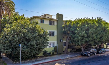 11660 Texas Ave in Los Angeles, CA - Building Photo - Building Photo