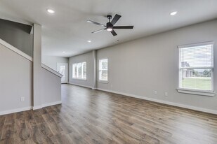 4257 Clovis St in Midlothian, TX - Building Photo