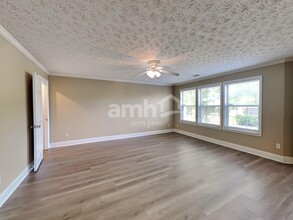 1085 Campbell Gate Rd SE in Lawrenceville, GA - Building Photo - Building Photo