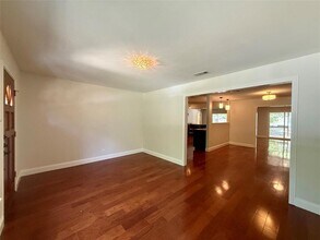 2607 Princeton Dr in Austin, TX - Building Photo - Building Photo