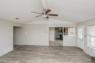 1239 Sheree Ln in Duncanville, TX - Building Photo - Building Photo