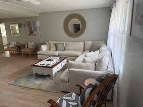 2186 Sunnyside Pl in Sarasota, FL - Building Photo - Building Photo