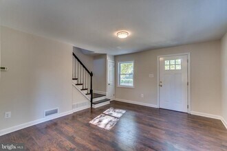 2212 Arlington Terrace in Alexandria, VA - Building Photo - Building Photo