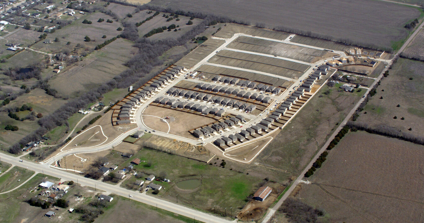 Lake Meadow in Princeton, TX - Building Photo