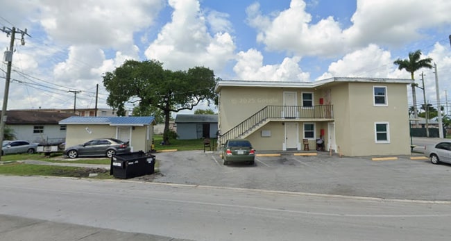 802 Dr Martin Luther King Jr Blvd W, Unit 1