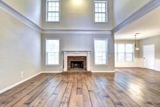 410 Ruby Forest Pkwy in Suwanee, GA - Building Photo - Building Photo