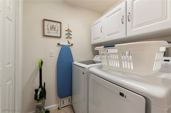 property at 1526 Vintage Ln