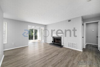 1504 Augusta Dr in Marietta, GA - Building Photo - Building Photo