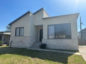 3526 Griggs Rd in Houston, TX - Building Photo