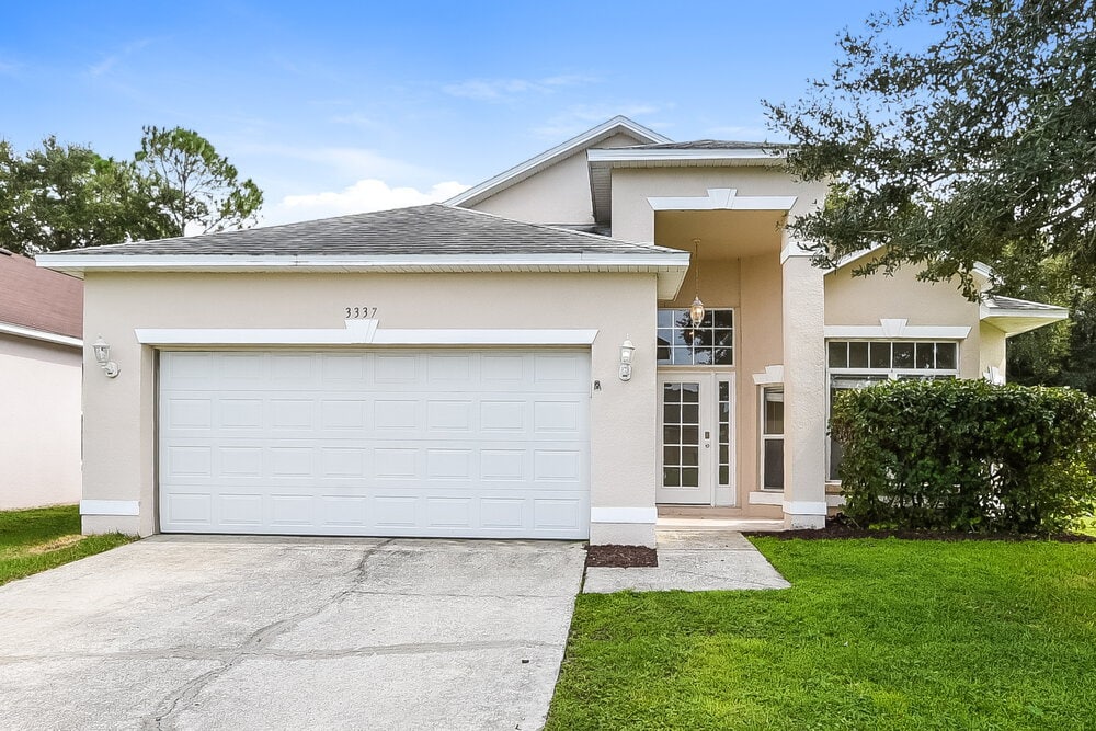 3337 Bellingham Dr in Orlando, FL - Building Photo