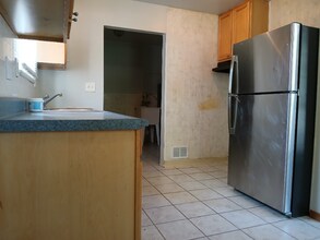 26327 McDonald St in Dearborn Heights, MI - Building Photo - Building Photo