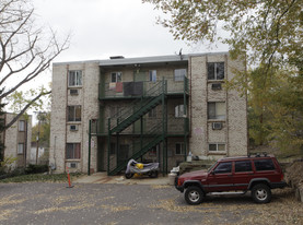 1287 Wolff St Apartments