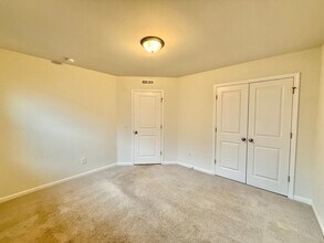 5942 Illuminate Ave in Raleigh, NC - Building Photo - Building Photo