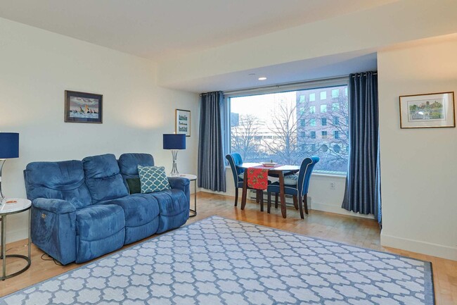 100 Cambridge St in Boston, MA - Building Photo - Building Photo