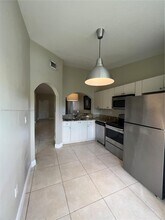 975 NE 34th Ave in Homestead, FL - Building Photo - Building Photo