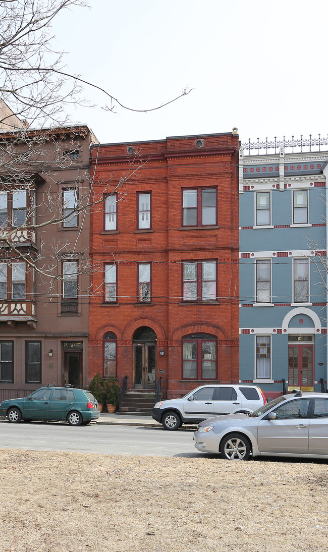 100 Willett St in Albany, NY - Foto de edificio - Building Photo