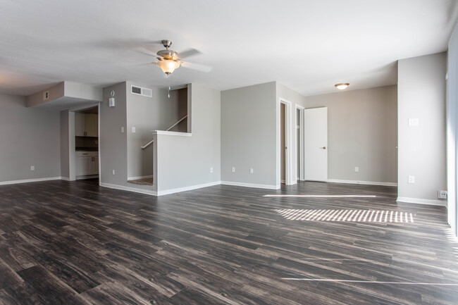 Latitude 2976 Apartments in Houston, TX - Building Photo - Interior Photo