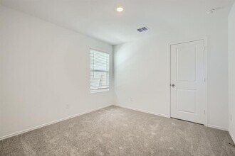 206 Sambre St in Kyle, TX - Building Photo - Building Photo