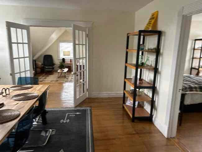 property at 22 Somerset St