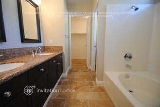 895 Pathfinder Way in Corona, CA - Building Photo - Building Photo