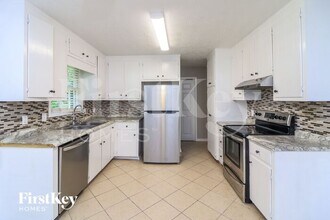 3692 Cambridge Dr SW in Marietta, GA - Building Photo - Building Photo