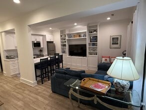 1232 I St NE, Unit #1A in Washington, DC - Foto de edificio - Building Photo