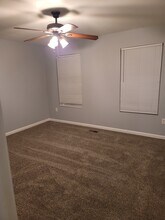 4210 Oakwood Rd, Unit C6 in Oakwood, GA - Foto de edificio - Building Photo