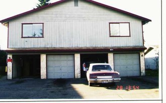 8614 8th Ave W in Everett, WA - Building Photo